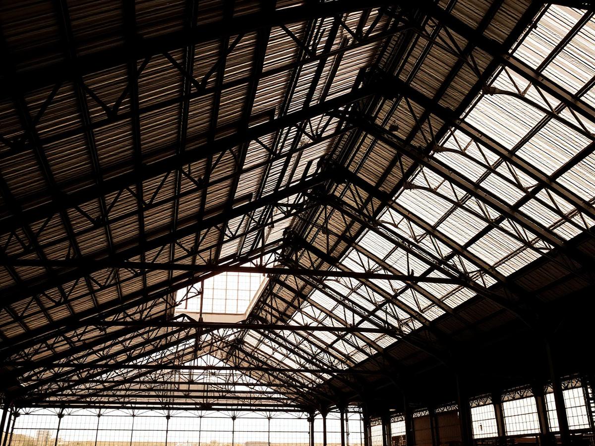 Cubierta de gran luz — Estructura metálica